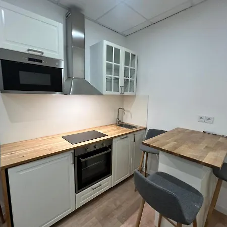 Apartment Climatise Centre #9 *