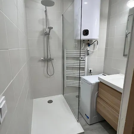 Climatise Centre #9 Apartment